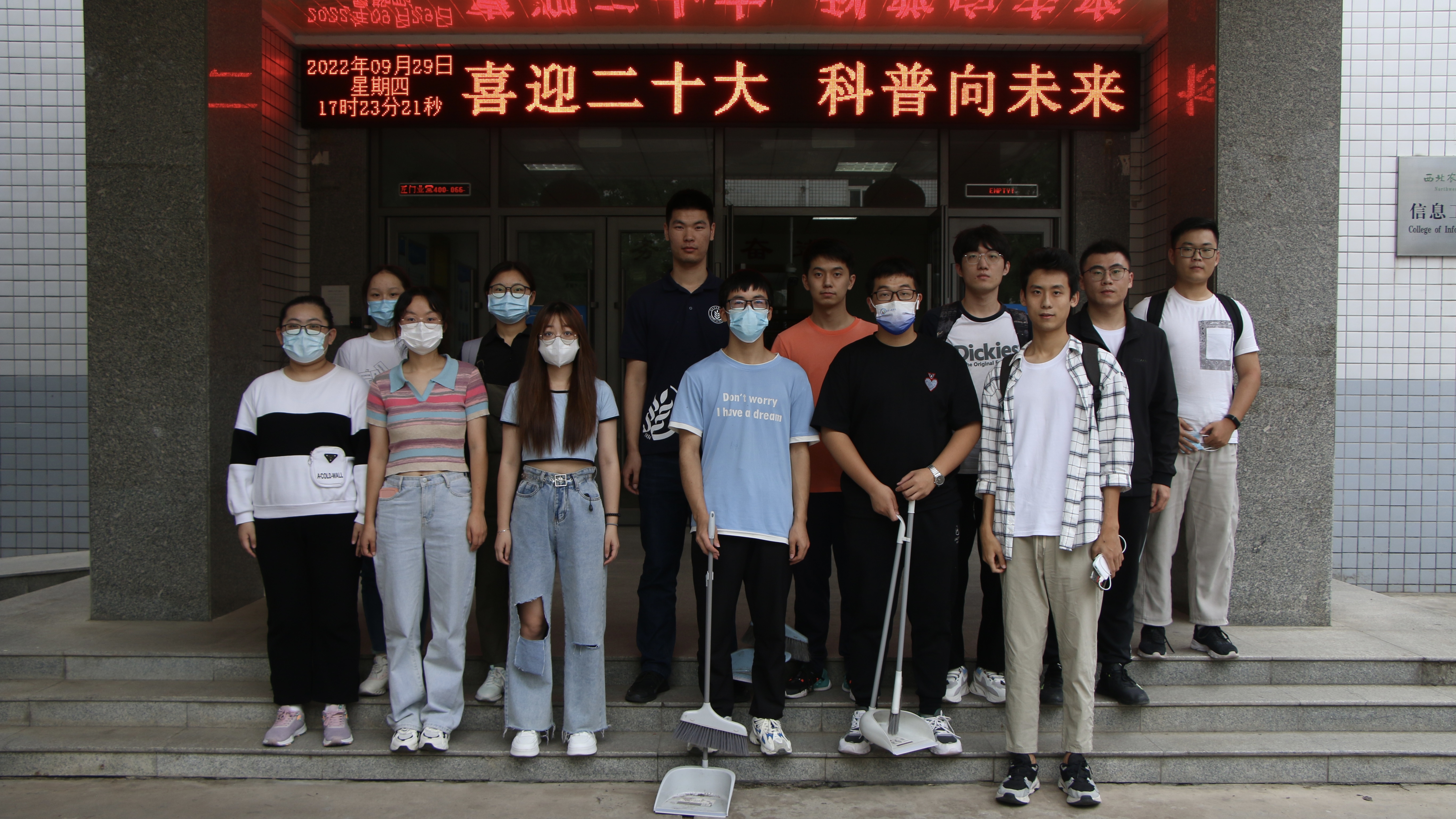 1cc6a5094f6c48b9896da963f2ded669.jpg 1cc6a5094f6c48b9896da963f2ded669.jpg