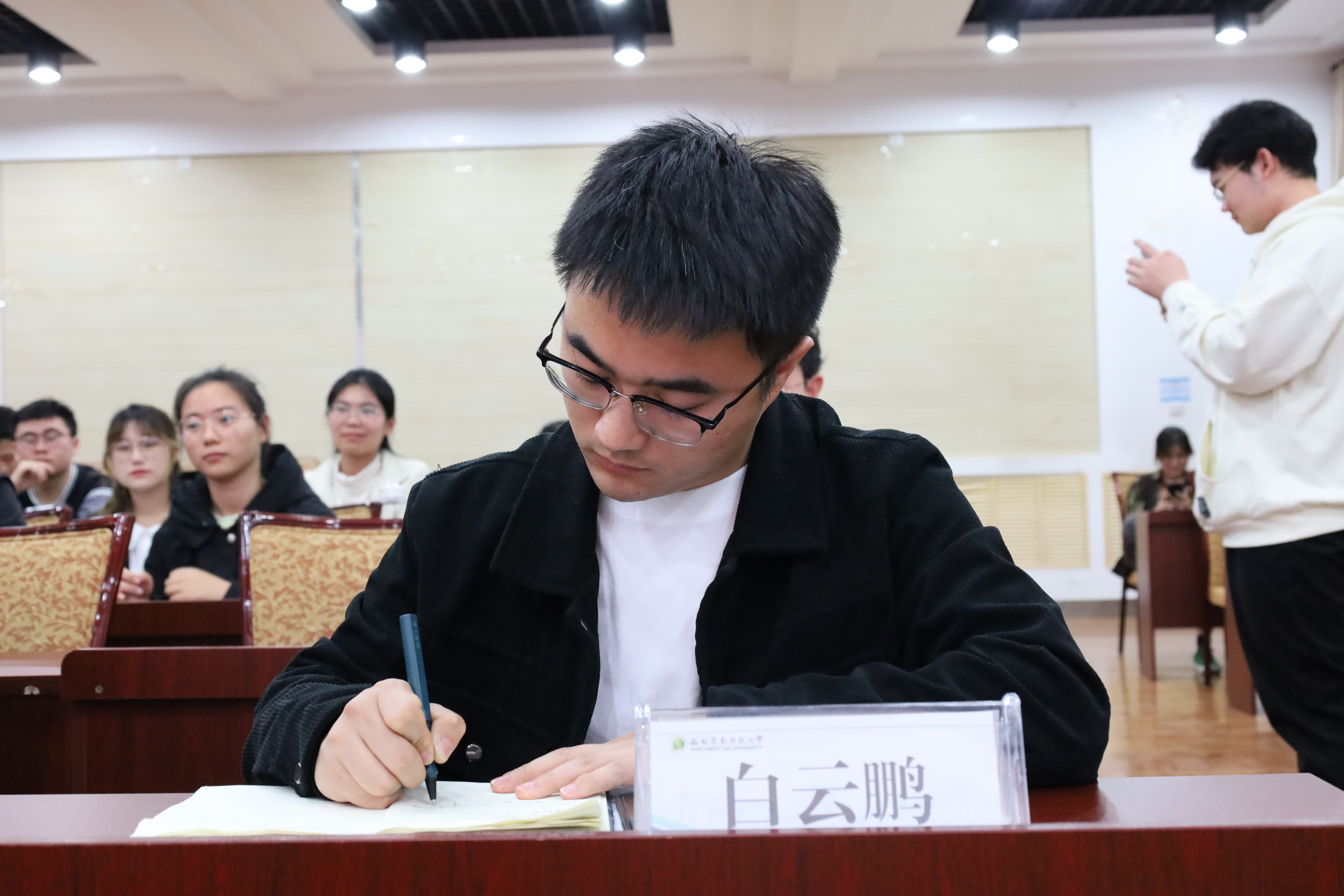 b3591f67a4ac4de4afd35998c4337de7.jpg b3591f67a4ac4de4afd35998c4337de7.jpg